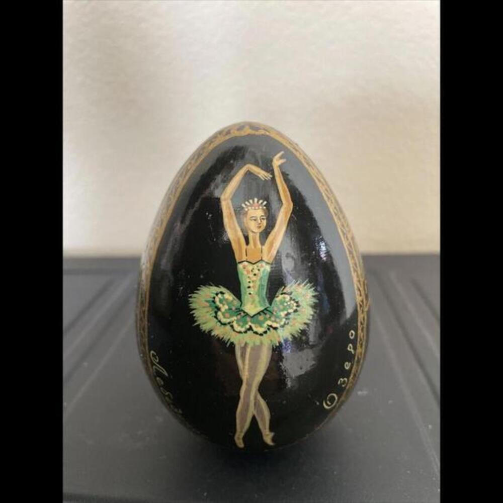 Handmade Movement Follow Musical Art Swan Lake Egg